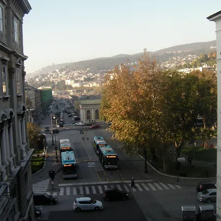 Stazione 3* Trieste