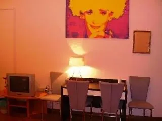 Stazione 3* ترييستي