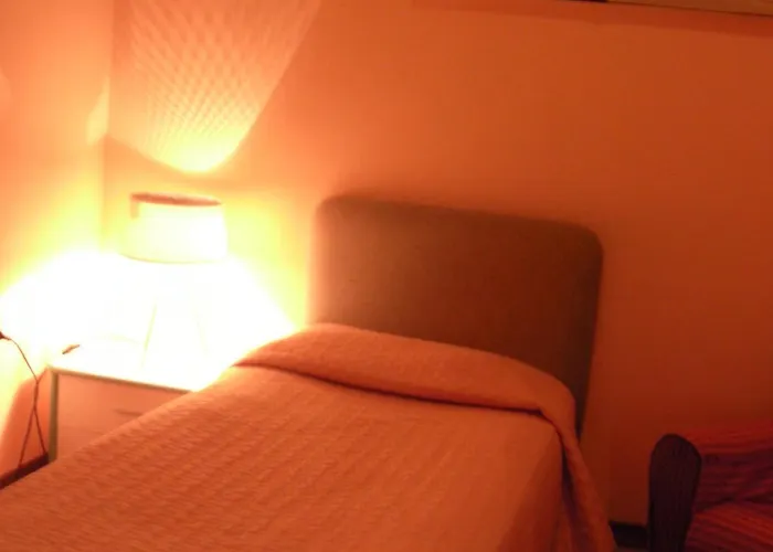 בית הארחה Stazione 2*