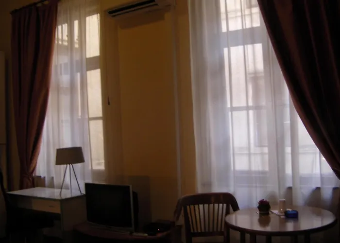 Stazione 2* טריאסטה