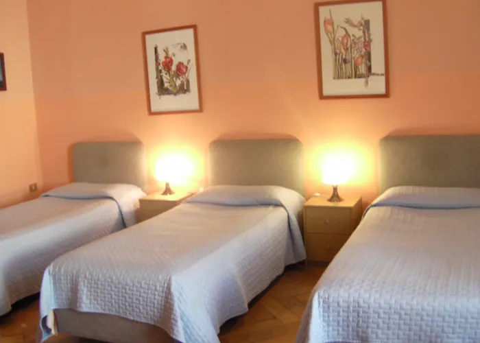 Stazione בית הארחה